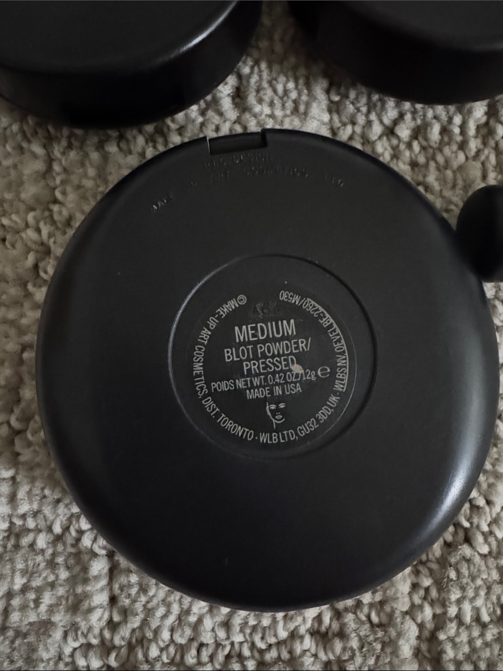 MAC Makeup Bundle - Picture 3 of 8